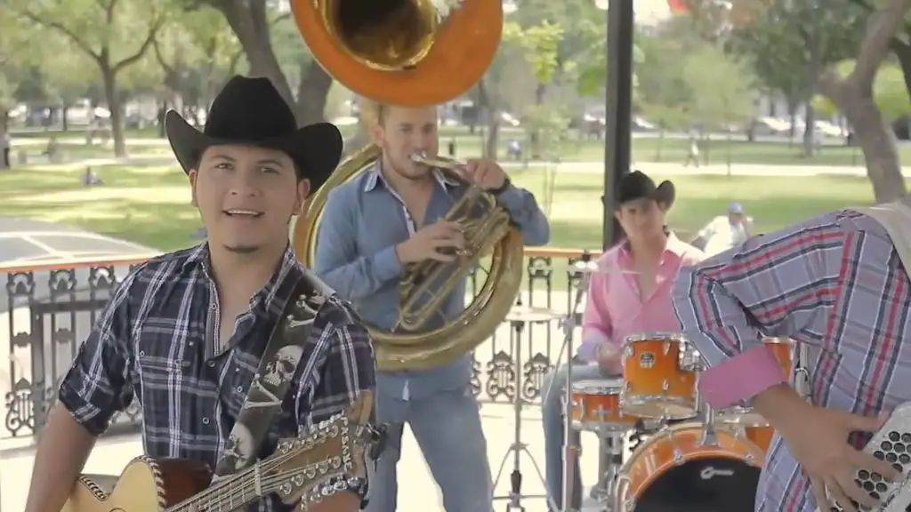 What is Mexican music with tuba called