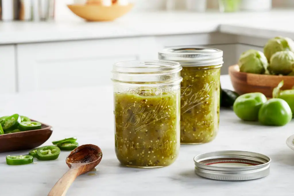 How do you use a jar of salsa verde