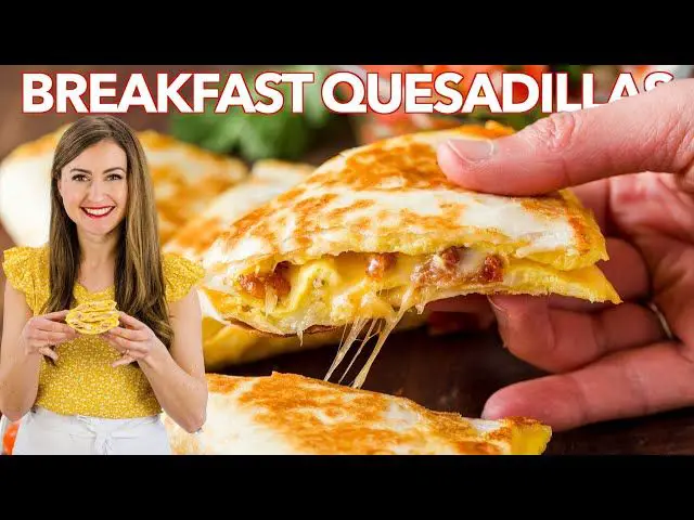 How do Mexicans pronounce quesadillas