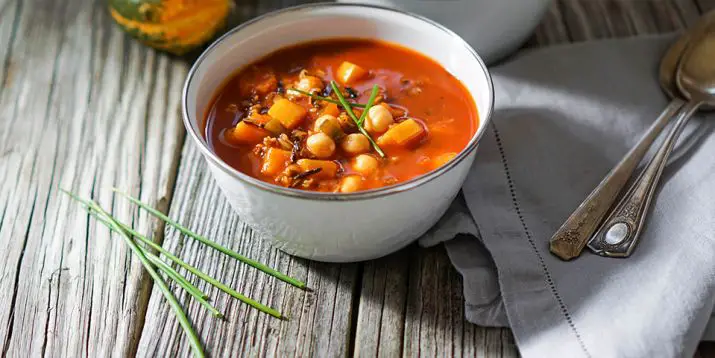 What is the healthiest soup you can eat