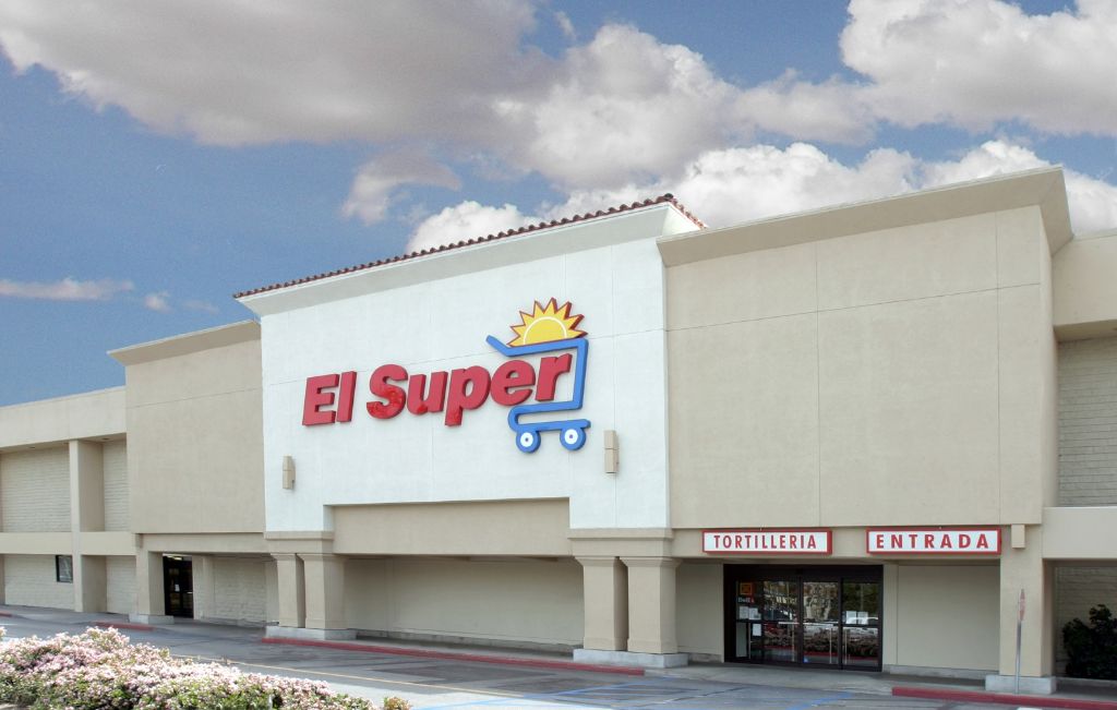 Is El Super only in California